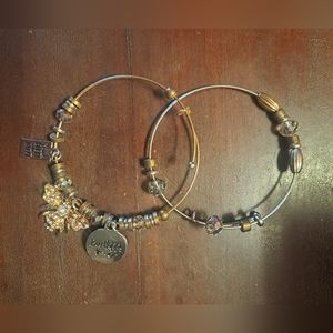 Ebay Bee Happy Set of 2 Gold and silver Bracelets